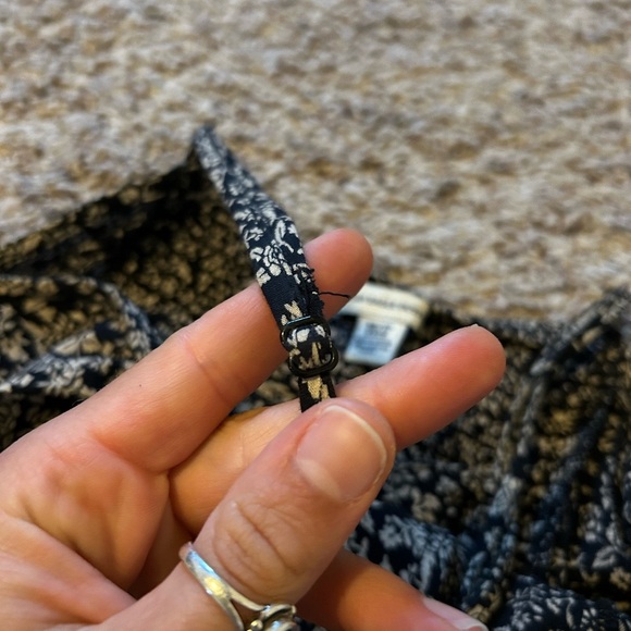 American eagle fit and flare black floral button down dress - Picture 7 of 7